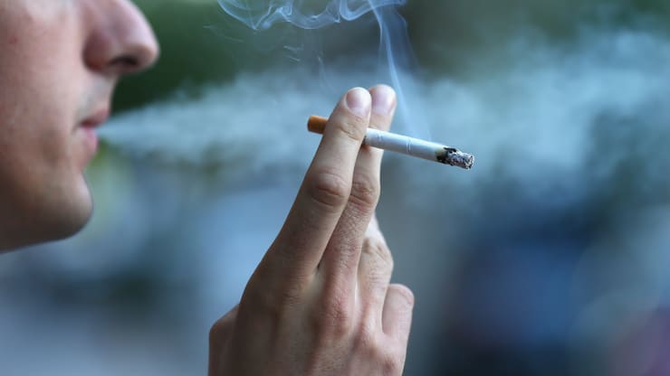 Hút thuốc là nguyên nhân gây nên ung thư mũi và nhiều loại ung thư khác