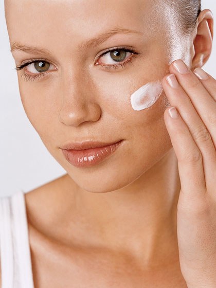 skin-care-2012-04-skin-commandments-treat-zit-early.jpg (38 KB)