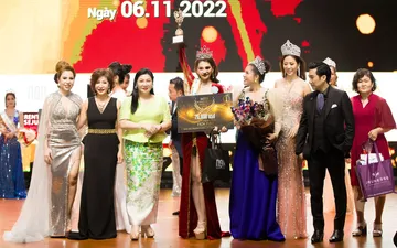 Sản xuất Cúp hoa hậu vinh danh 