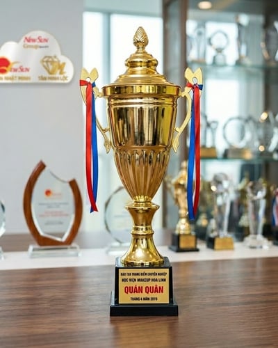 Cúp thể thao, cúp bóng đá, cúp kim loại -8