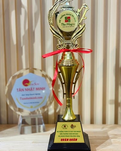 Cúp Thể Thao Mới Mẫu Giá Rẻ