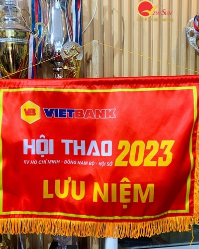 Cờ lưu niệm giá rẻ 9