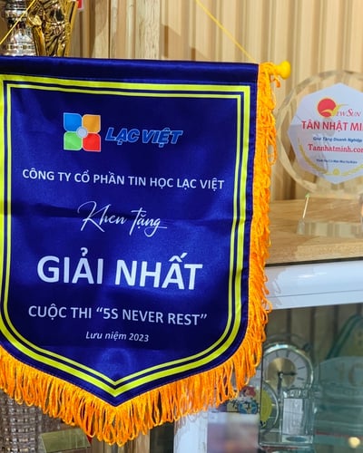 Cờ lưu niệm giá rẻ 8