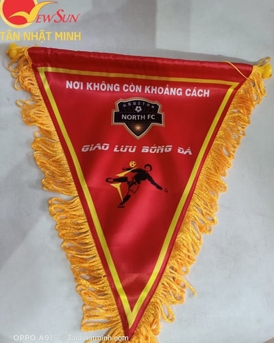 Mẫu Cờ Lưu Niệm Giao Lưu Bóng Đá - Đẹp Giá Rẻ