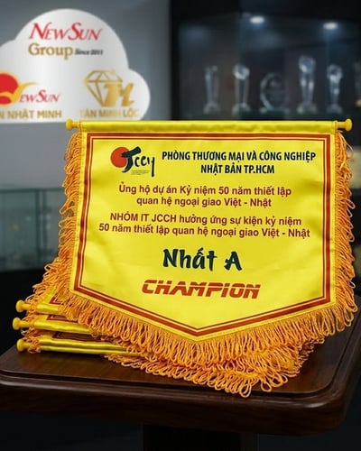 Mẫu Cờ Lưu Niệm Đẹp Giải Nhất