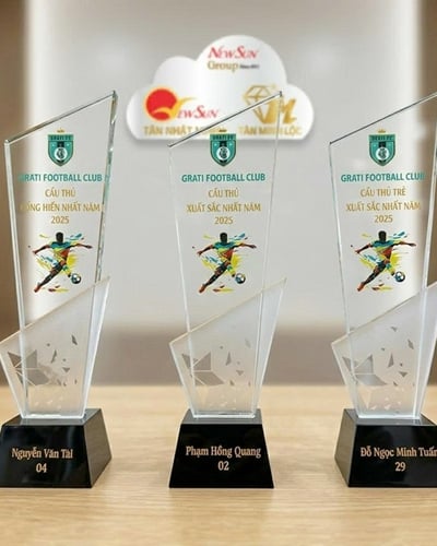 Cúp bóng đá pha lê -55