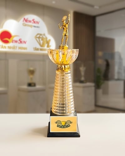 Cúp tennis, cầu lông pha lê -64