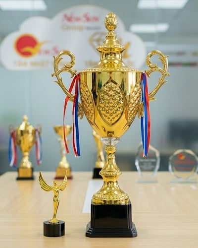 Cúp thể thao, cúp kim loại - SIÊU TO SIÊU VIP - 80cm