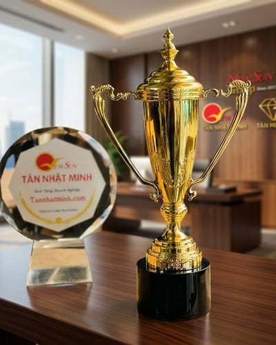 Cúp kim loại Đúc Mạ Vàng Mini - 6