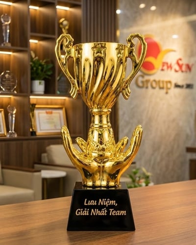 Cúp lưu niệm 20