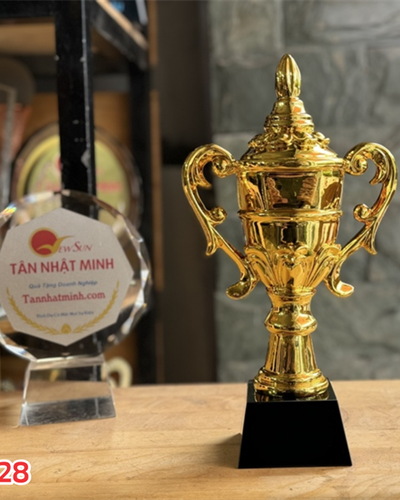 Cúp lưu niệm vinh danh đẹp  