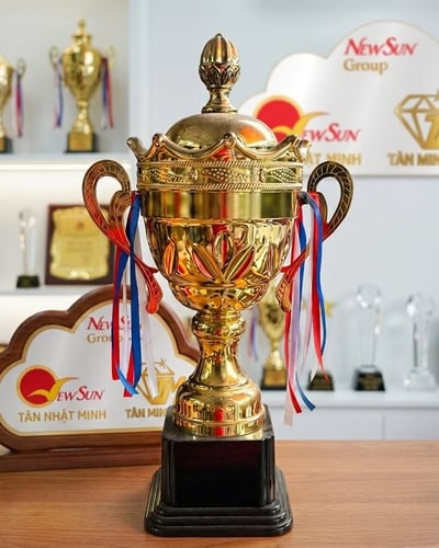 Cúp thể thao, cúp kim loại - có 5 Size Cao Từ 38 - 56 cm