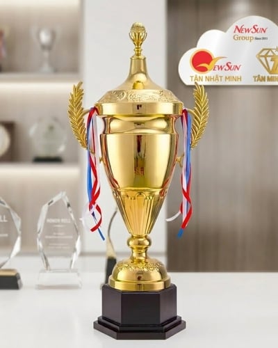 Cúp Thể Thao, Cúp Kim Loại Đẹp - Mới Nhập VIP 10 - CAO 70 Cm