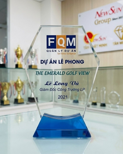 Kỷ niệm chương Pha lê đế xanh