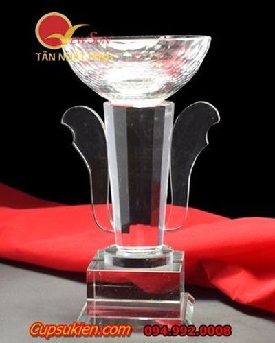 Cúp pha lê nhập -18 Thay nội dung Tennis, Bóng đá, Golf  