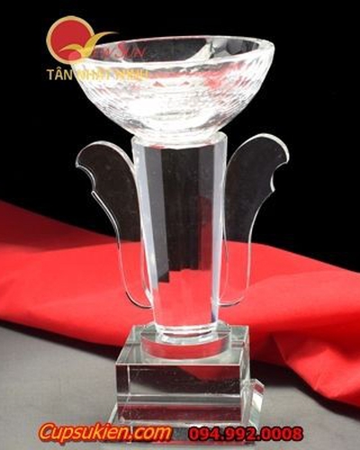 Cúp pha lê nhập -18 Thay nội dung Tennis, Bóng đá, Golf  