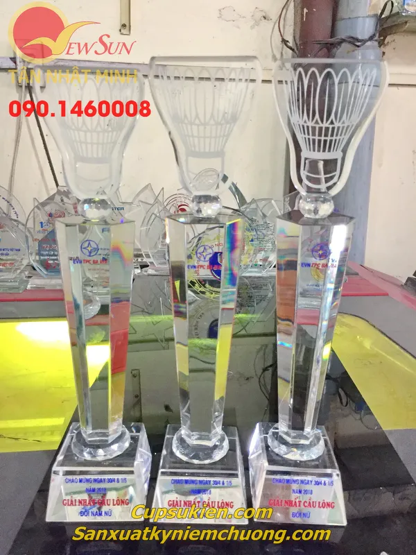 Cúp pha lê cầu lông Cúp thể thao 17