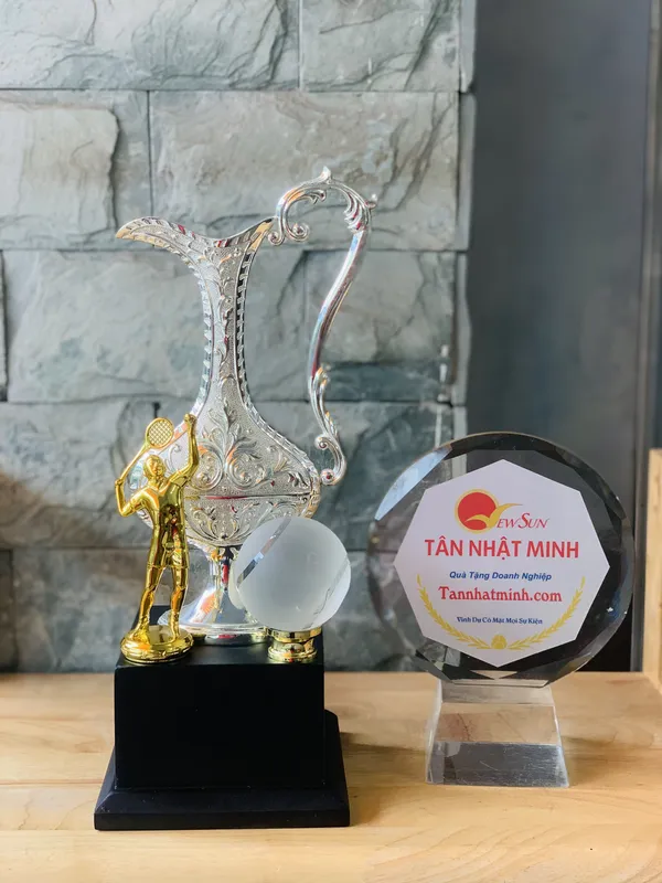 Cúp tennis Cầu Lông - đẹp ĐỘC ĐÁO - bằng thiếc Bạc không sét