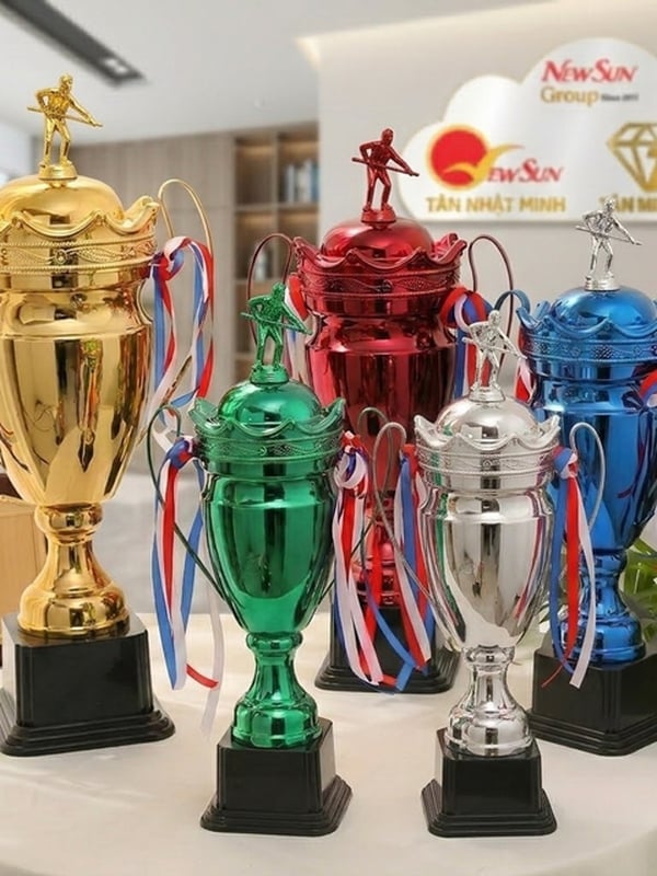 Đặt Làm Cúp Bida Cao Cấp (14)