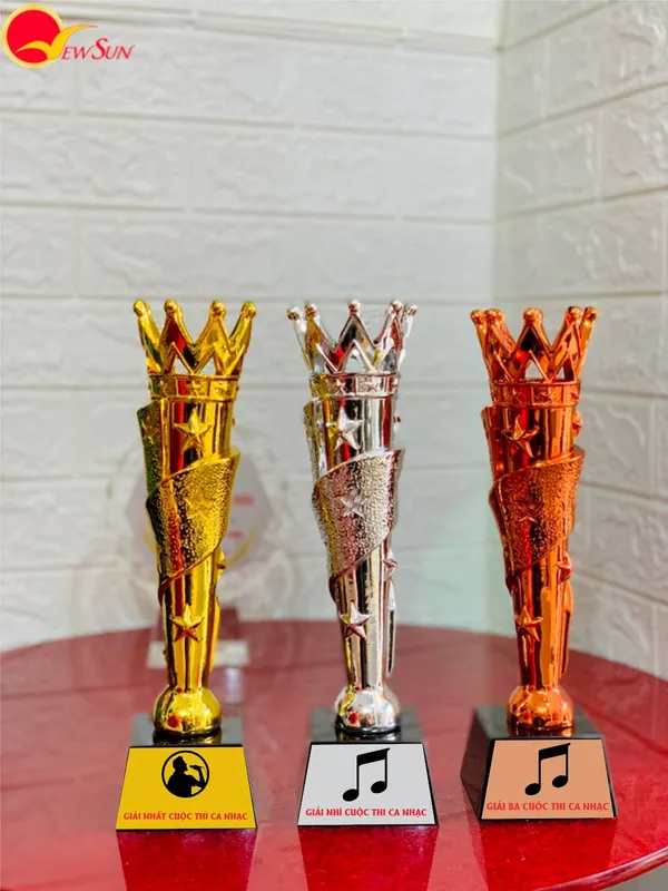 Cúp Ca Sĩ - Đặt làm Mua Bán Cúp Giá Rẻ Đẹp