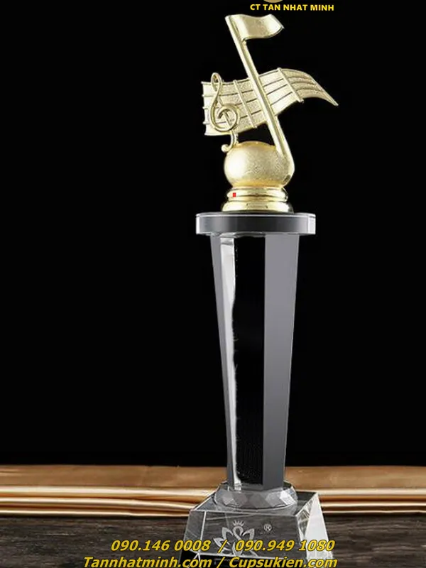 Cúp pha lê âm nhạc 6