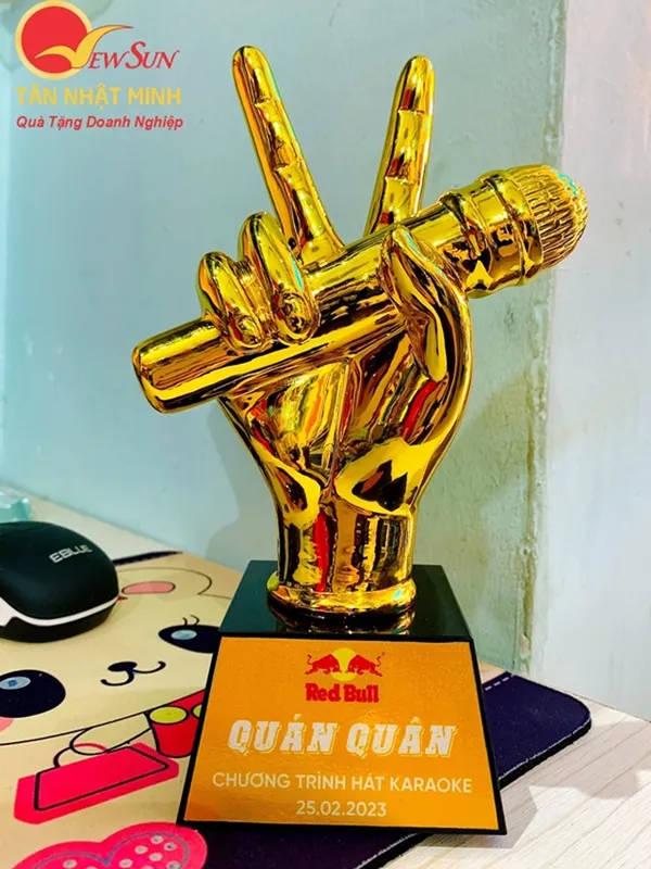 Cúp pha lê âm nhạc 13