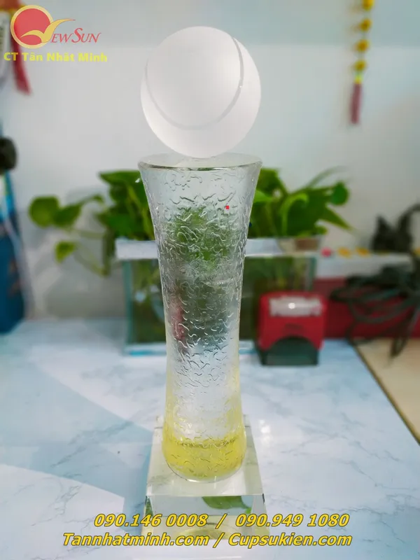 Cúp tennis pha lê nhập CAO CẤP -54