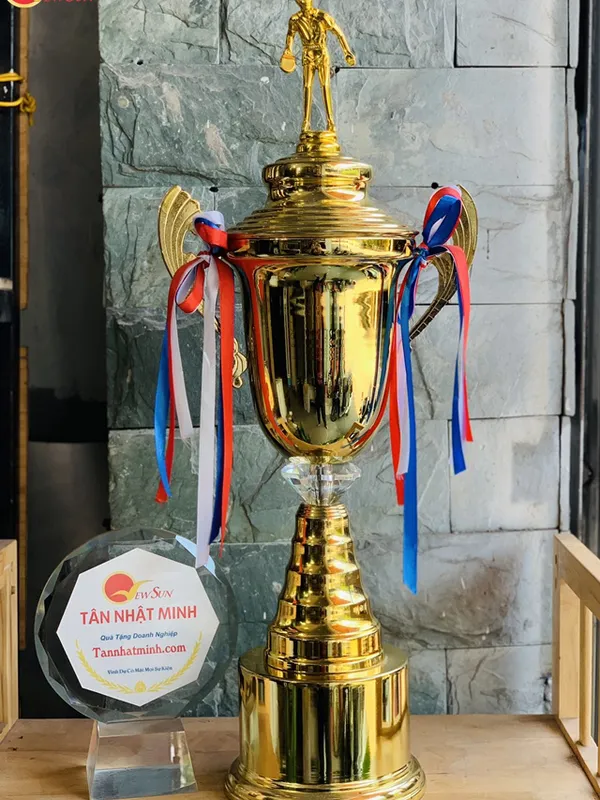 Cúp Bóng Bàn Kim Loại (2)