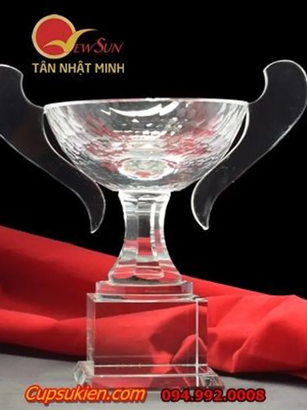 Cúp pha lê nhập -19 Thay nội dung Tennis, Bóng đá, Golf  