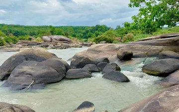 Giá vé Khu du lịch Thác Mai ở  Định Quán Đồng Nai, Đường đi Thác Mai, Homestay Thác Mai