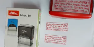 KHẮC DẤU VUÔNG CỦA CỬA HÀNG QUẬN 8