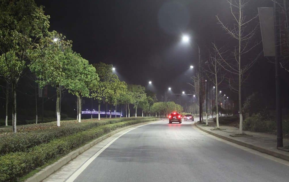 Thiết kế bền bỉ của Đèn Led chiếu sáng đường phố Citilight Streetlight CTL371 125W
