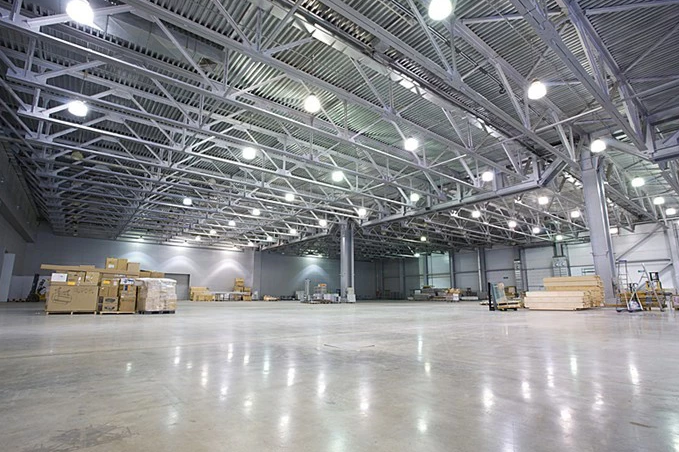 Cung cấp ánh sáng dịu nhẹ chất lượng của đèn LED TrueForce highbay Cung cấp ánh sáng dịu nhẹ chất lượng của đèn LED TrueForce highbay