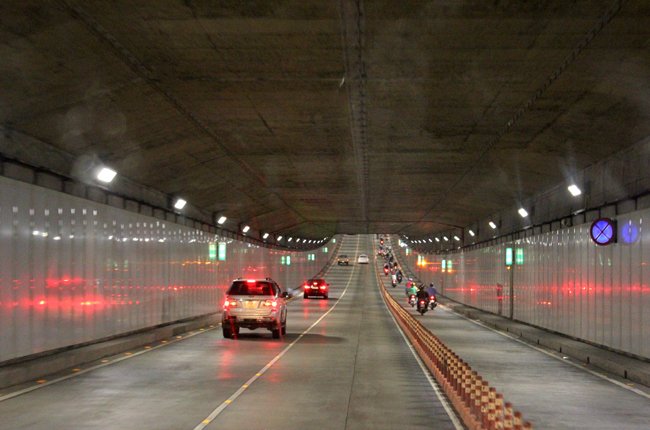 Đèn Led 150w được sử dụng trong các hầm giao thông Đèn Led 150w được sử dụng trong các hầm giao thông