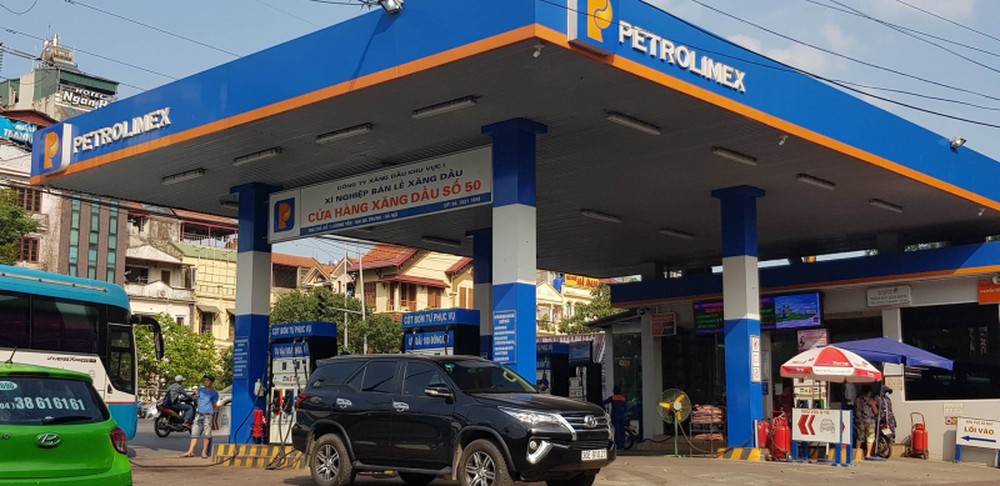 Đèn phòng chống cháy nổ được sử dụng tại các trạm xăng dầu Đèn phòng chống cháy nổ được sử dụng tại các trạm xăng dầu