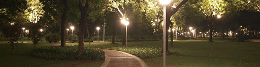 Lựa chọn đèn Led chiếu sáng cảnh quan sân vườn sao cho căn nhà sang và đẹp Lựa chọn đèn Led chiếu sáng cảnh quan sân vườn sao cho căn nhà sang và đẹp