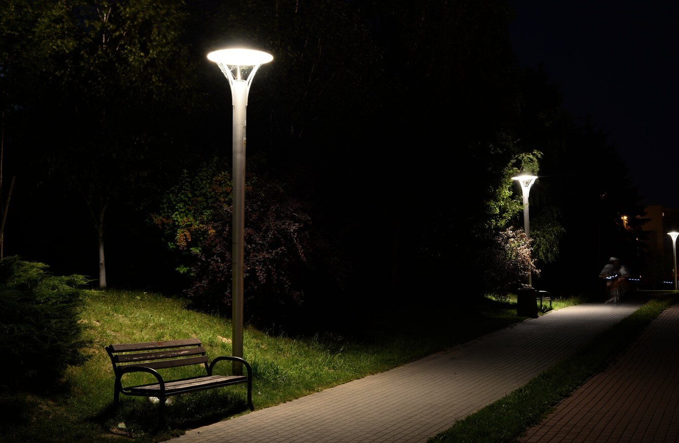 Một số mẫu đèn chiếu sáng cảnh quan sân vườn Led Garden cho công viên