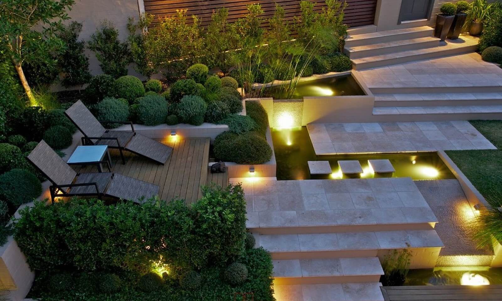 So sánh hệ thống chiếu sáng ngoài trời: Đèn pha Led Floodlight và đèn Halogen So sánh hệ thống chiếu sáng ngoài trời: Đèn pha Led Floodlight và đèn Halogen