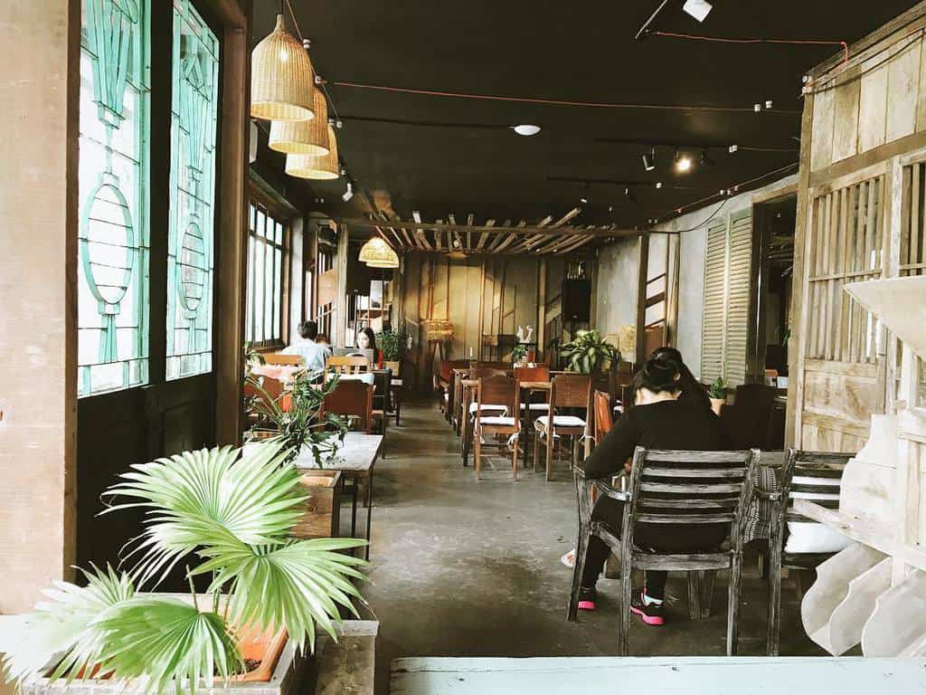 Thay đổi ánh sáng - biến quán cafe của bạn trở nên ấn tượng hơn Thay đổi ánh sáng - biến quán cafe của bạn trở nên ấn tượng hơn