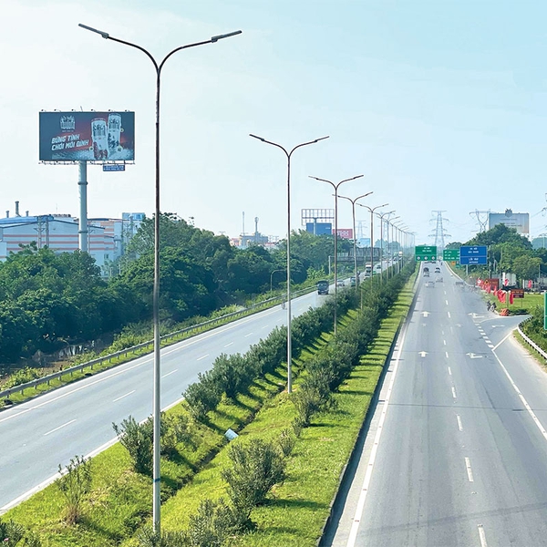 Đèn đường Led Citilight CTL381CMN: Sáng bừng mọi nẻo đường với 70W, 8400lm! Khám phá giải pháp chiếu sáng đỉnh cao.