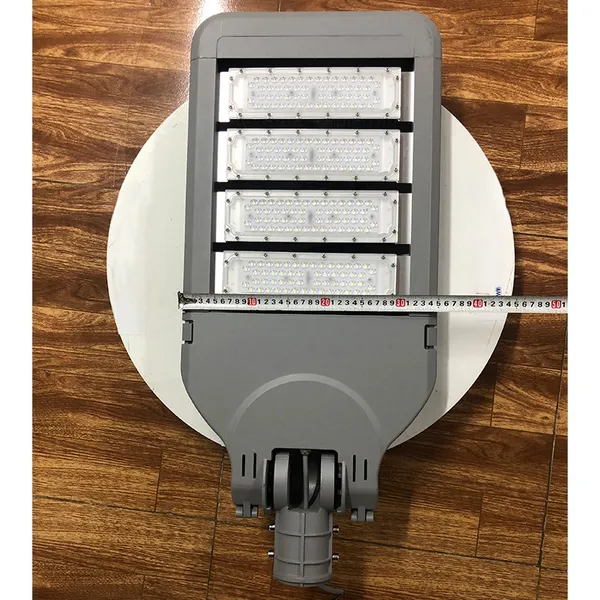 ? Kiến Tạo Ánh Sáng Tương Lai: Đèn đường Led Streetlight CITILIGHT 4 MODUL-DRIVER PHILIPS CTL314P 200W – Trải Nghiệm Chuẩn Mực Chiếu Sáng Đô Thị Đẳng Cấp!