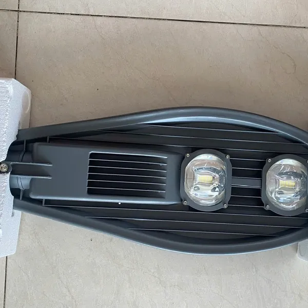 ✨ Nâng tầm không gian đô thị: Khám phá Đèn chiếu sáng đường phố chiếc lá Led Streetlight CITILIGHT 100W 2 CHÍP PL + NGUỒN PL100 CTL302STR – Ánh sáng vượt trội, kiến tạo vẻ đẹp bền vững. Trải nghiệm ngay!