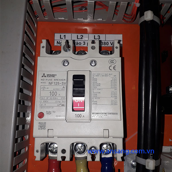 Tủ điện tích hợp chức năng bảo vệ điện áp TU-BVQTCTA-3P100A