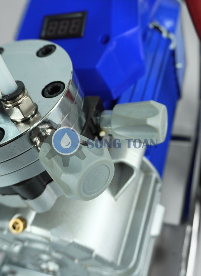 may-phun-son-soto-01