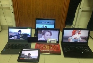 cac-fan-cua-son-tung-mtp-tim-moi-cach-de-tang-view-cho-mv-noi-nay-co-anh Các fan của Sơn Tùng MTP tìm mọi cách để tăng view cho MV "Nơi này có anh".