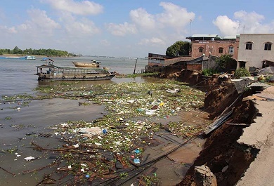sat-lo-nghiem-trong-o-an-giang-nhan-chim-nhieu-nha-dan Sạt lở nghiêm trọng ở An Giang, nhấn chìm nhiều nhà dân
