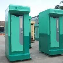 Nha ve sinh gia re nam Binh Than 2016