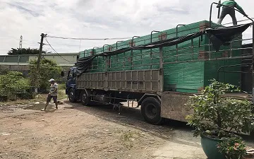 Những chuyến hàng Nhà Vệ Sinh Công Trình mùa dịch Covid-19 tháng 4-2020