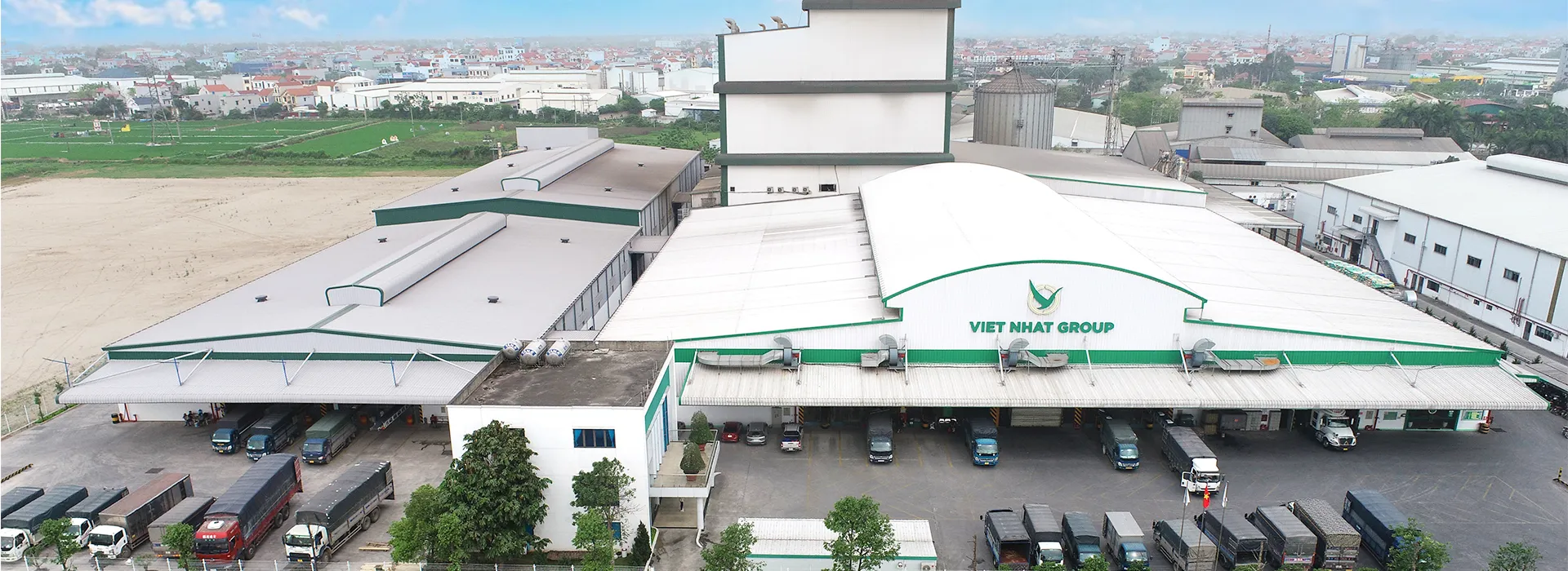 VIET NHAT GROUP khánh thành nhà máy sản xuất thức ăn chăn nuôi thứ 2