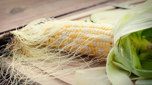 rau ngo dieu tri soi than